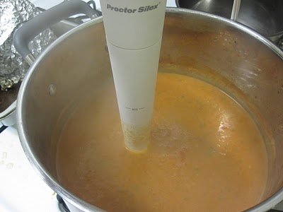 blending tomato soup