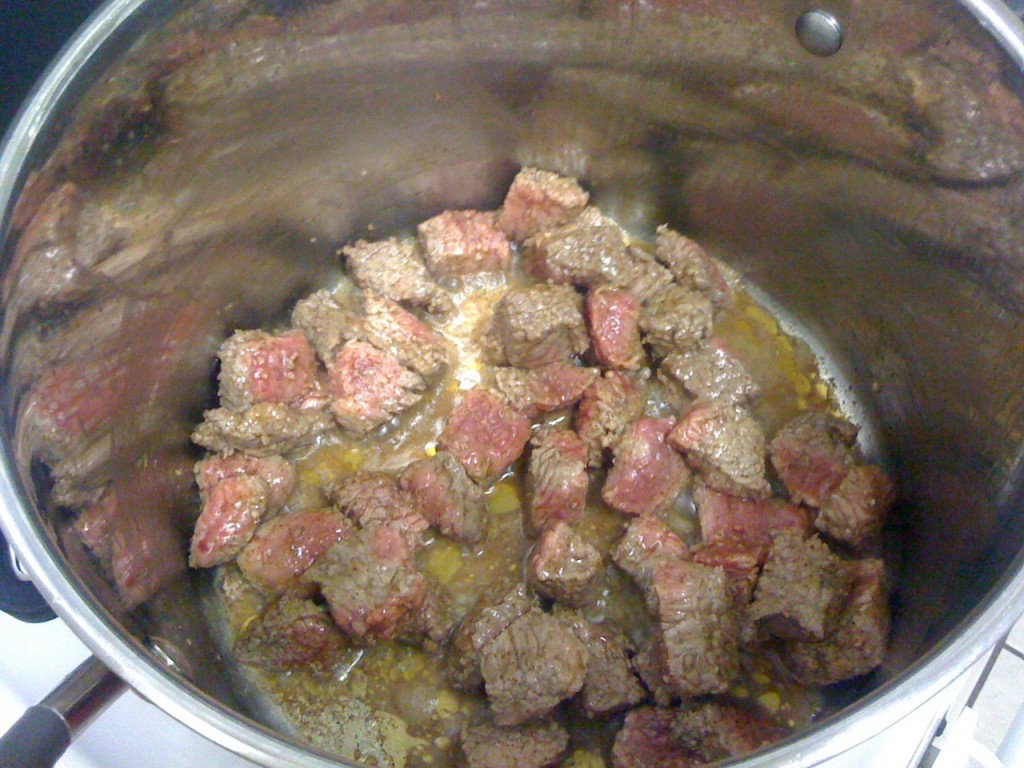 searing beef for texas chili